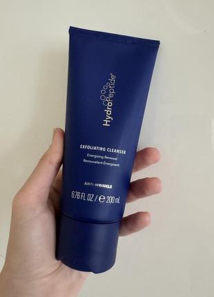 Очищуючий відлущуючий засіб hydropeptide exfoliating cleanser 200ml