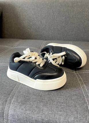 Кроссовки для детей 2