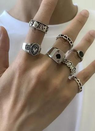 Комплект каблучок