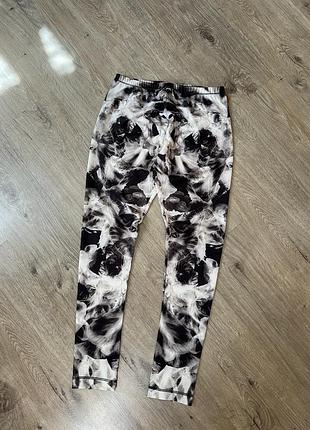Alexander mcqueen леггинсы лосины