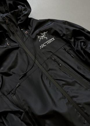 🔝 вітровка arcteryx чорного кольору