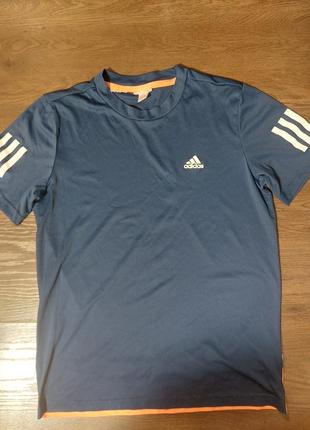 Футболка adidas на 11 -12 г.