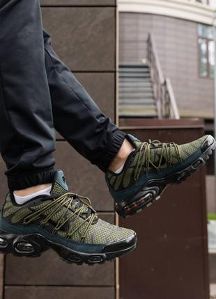 Чоловічі кросівки nike air max plus tn khaki black2 фото