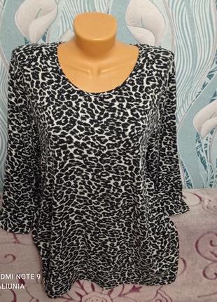 Стильная женская кофточка
