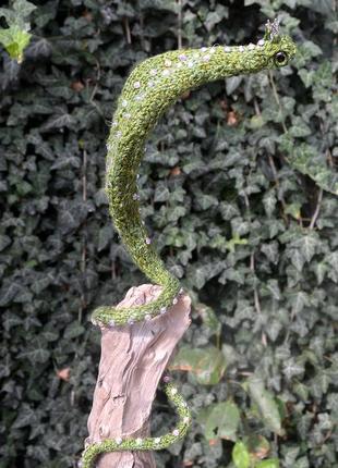 Зеленая змея в короне, украшенная камнями сваровски, декоративная игрушка, символ 2025 года