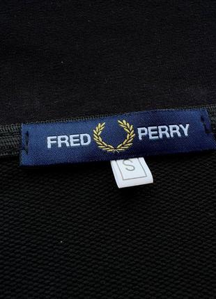 Костюм fred perry лампас: кофта-штани
2 пари шкарпеток у подарунок!6 фото