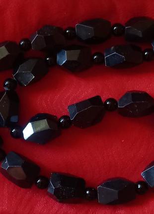 Красивое, винтажное ожерелье из черного агата. англия.