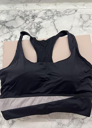 Спортивний топ