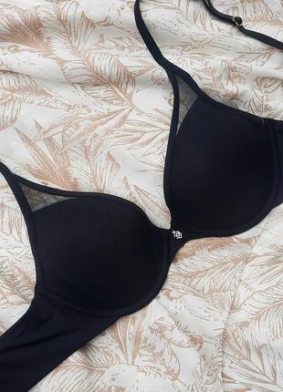 Бюстгальтер