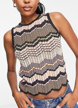 Топ вязаный
