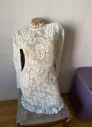 Шикарное ажурное платье prettylittlethink
