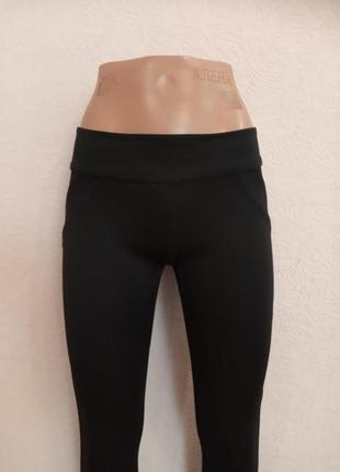 Чорні жіночі брюки -лосіни із штучної тканини, розмір xs