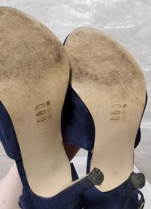 Відкриті туфлі човники з перемичкою ланцюжками мері джейн лоліта середній каблук шпилька зручні темно сині дорогий бренд miss kg 2024 повнорозмірні7 фото