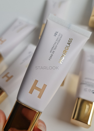 Идеальный увлажняющий тональный hourglass veil hydrating skin tint 2 35 мл