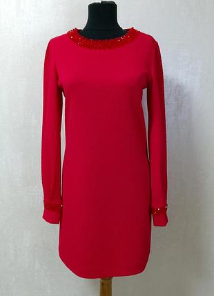Неймовірна святкова червона сукня love republic.