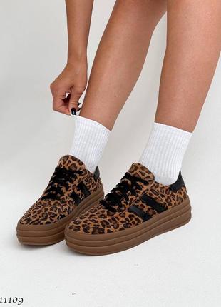 Замшевые женские леопардовые кеды из натуральной замши и кожи
