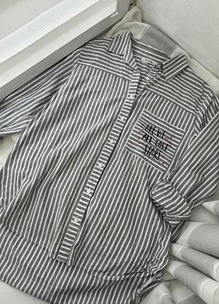 Сорочка у смужку