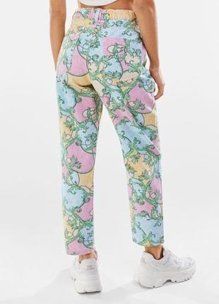 Яркие джинсы мом bershka2 фото