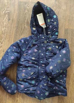 Детская зимняя куртка, в комплекте с перчатками на размер 98 см (2-3 года) от бренда sinsay