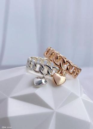 Серебряная кольца с подвеской сердечко