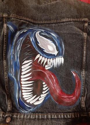 Джинсовая куртка росписи человек паук веном