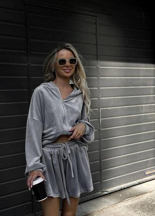 Женский велюровый костюм