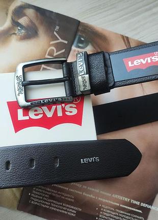 Мужской кожаный ремень для джинсов levis черный