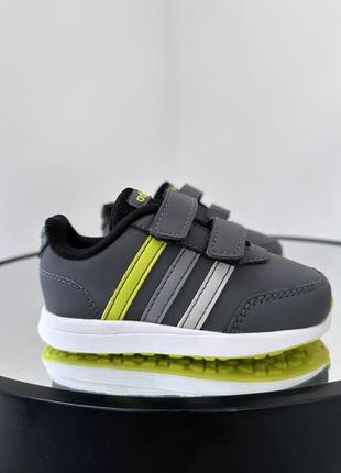Качественные кроссовки на липучках adidas neo
