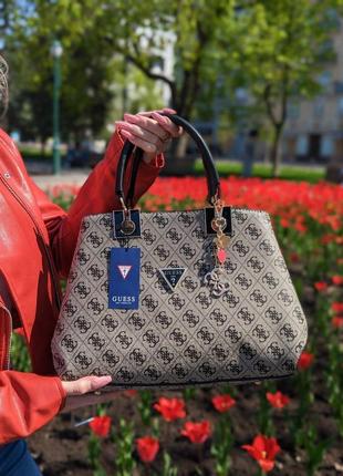 Сумка женская  капучино guess гесс  на три отделения люкс