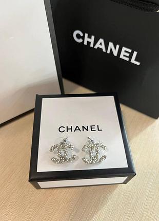 Серьги гвоздики с логотипом / посеребрение и позолота 24к / сережки стиль шанель