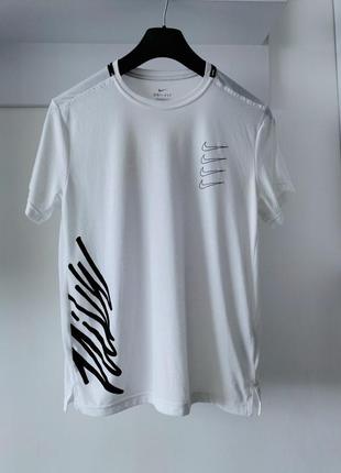 Фото nike размер l