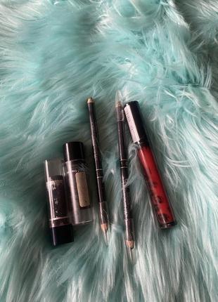 Косметика одним лотом