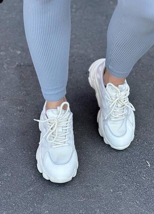 2 кольори🌈 легенькі та зручні жіночі кросівки / демісезонні / весняні, літні, осінні / шкіра, текстиль / білі, бежеві