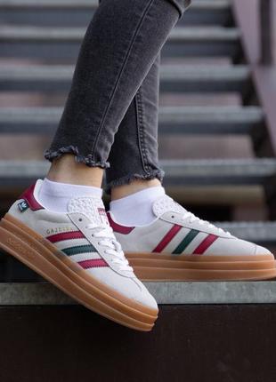 Женские кроссовки в стиле adidas gazelle адидас газели / демисезонные / весенние, летние, осенние / замша / серые, белые