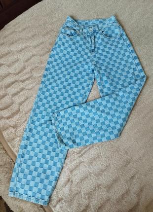 Джинси в клітинку