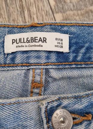 Голубые джинсы mom pull & bear5 фото