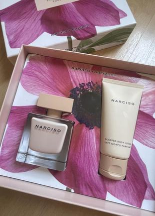 Парфюм и лосьон narciso poudree из парижа