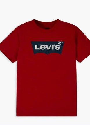 Женская футболка levis оверсайз размер s-m оригинал