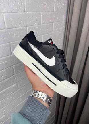 Жіночі кросівки топ 🏜️