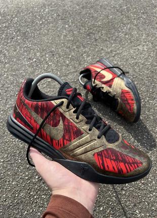 Кроссовки оригинал nike kobe kb mentality iron man 44р.28см.