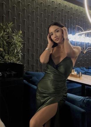 Зелене плаття zara