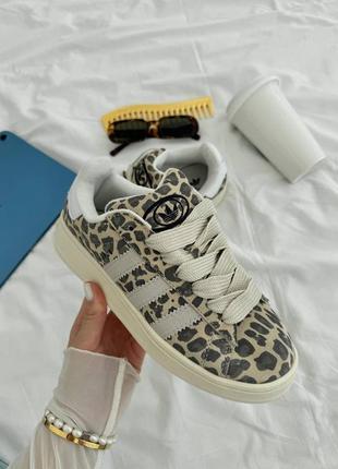 Кроссовки adidas