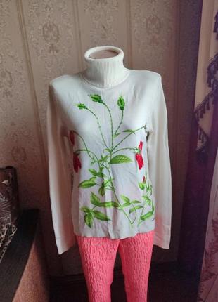 Шикарний светр з бісером.