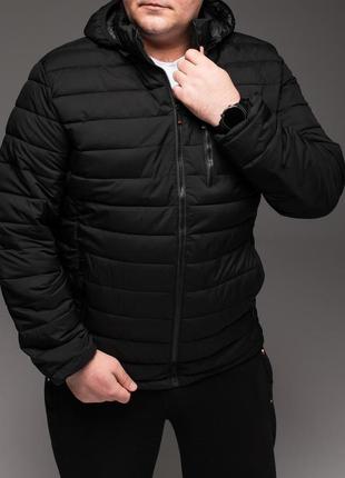 Мужская куртка стеганая черная с капюшоном батал карман на груди