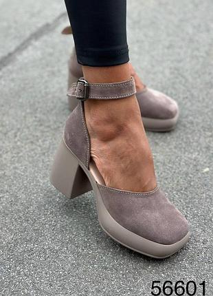 Відкриті жіночі замшеві туфлі кольору капучіно, босоніжки