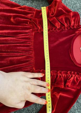 Платье красное бархатное с рукавом. на 6-7 лет4 фото