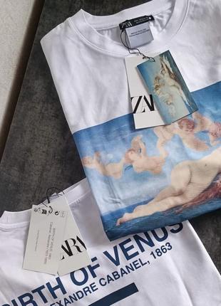 Футболка оверсайз з принтом zara