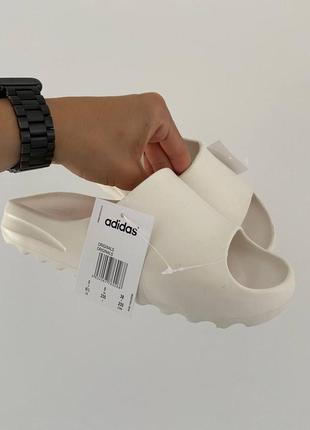 Шлепанцы тапки adidas Originals Ozweego Celox Herr