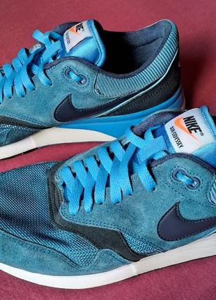 Кросівки nike.розмір 42