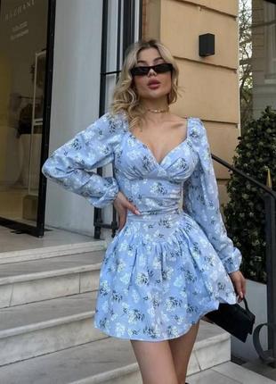 Комбінезон жіночий з квітковим принтом на довгий рукав з вирізом якісний літній блакитний